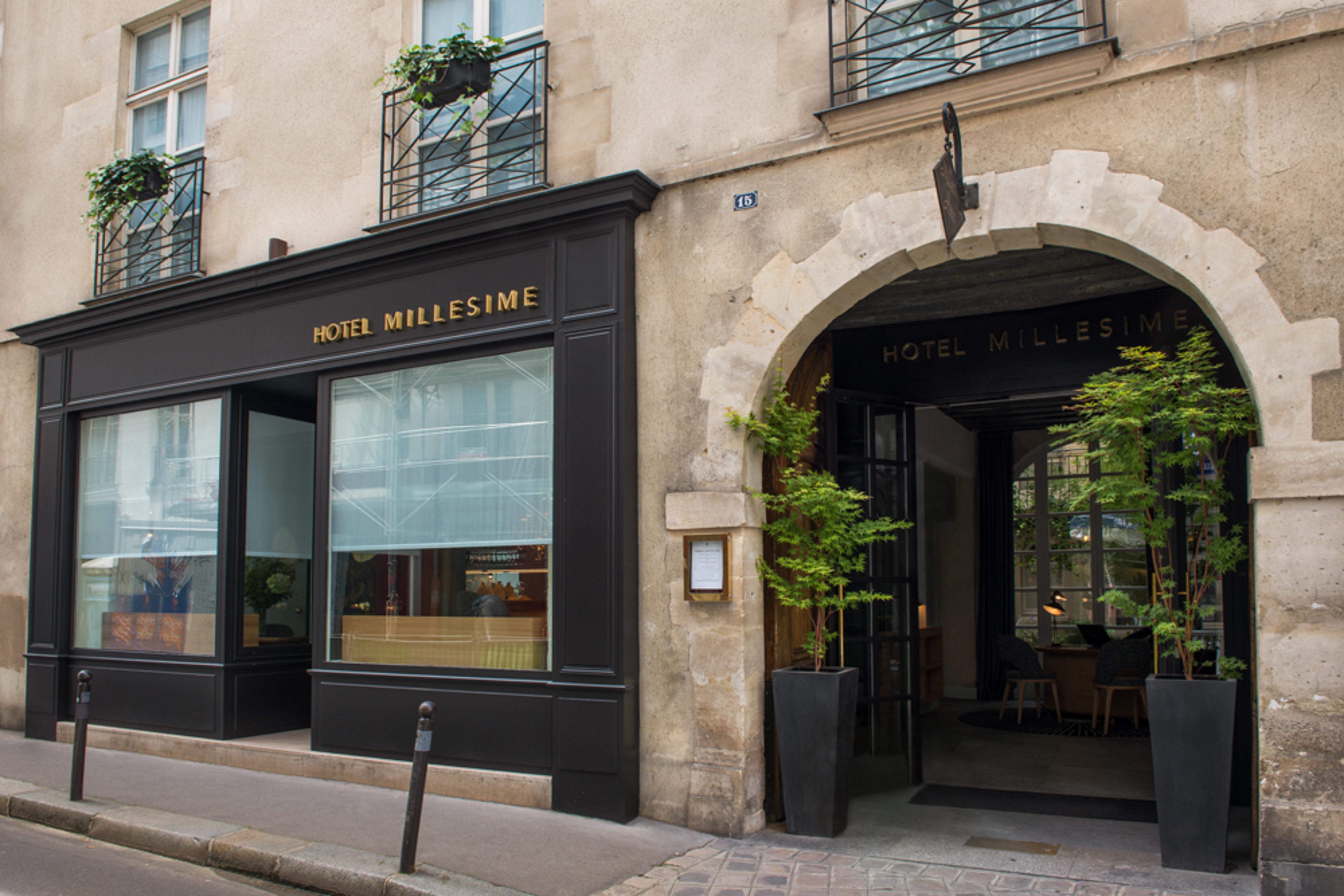 4⋆ MILLESIME HOTEL ≡ Paris, France ≡ Lowest Booking Rates For Millesime  Hotel in Paris